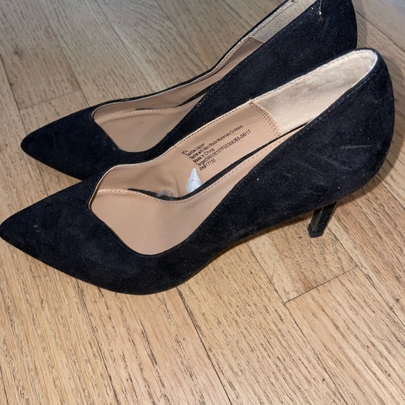 A New Day black suede heels, never worn! - Picture 4 of 5